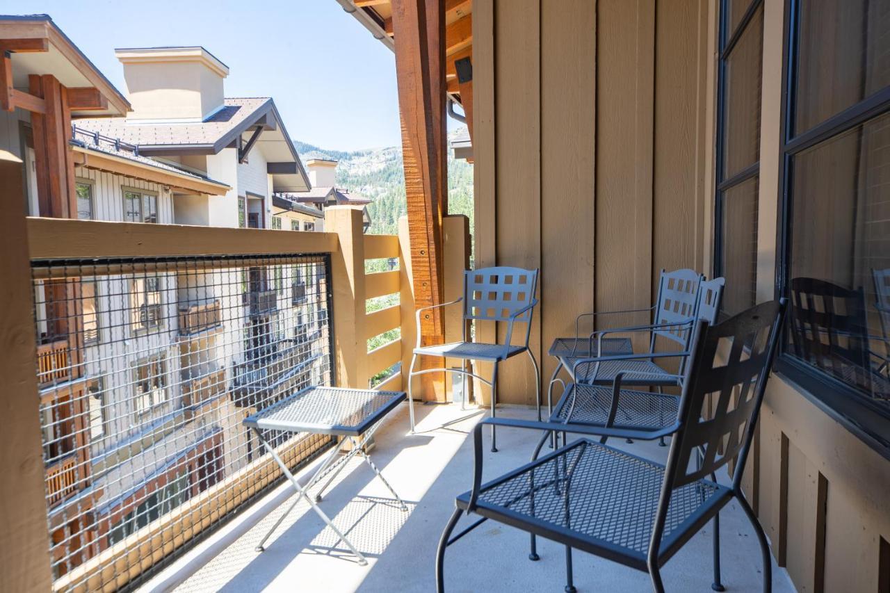 The Village At Palisades Tahoe Olympic Valley  Buitenkant foto